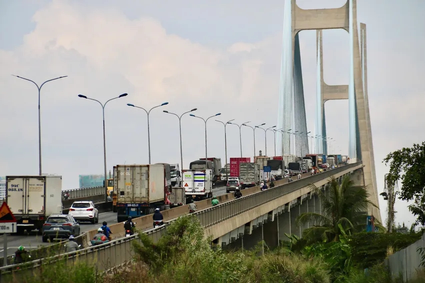 Sở Tài Chính đề xuất xác định rõ đầu mối thực hiện cầu Phú Mỹ 2 và hai dự án liên vùng - Ảnh 1