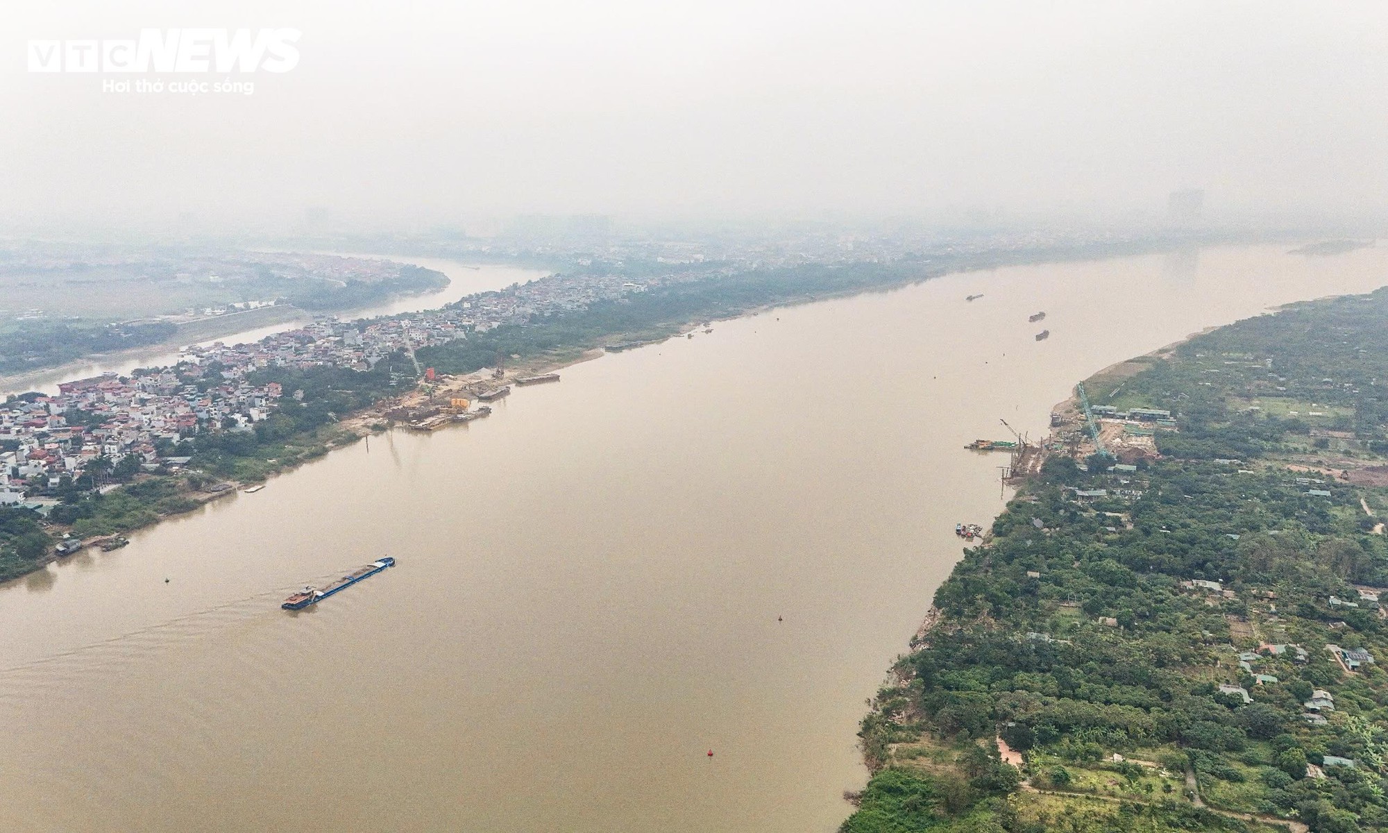 Hiện trạng cầu Tứ Liên vượt sông Hồng sau 7 tháng thi công - Ảnh 11