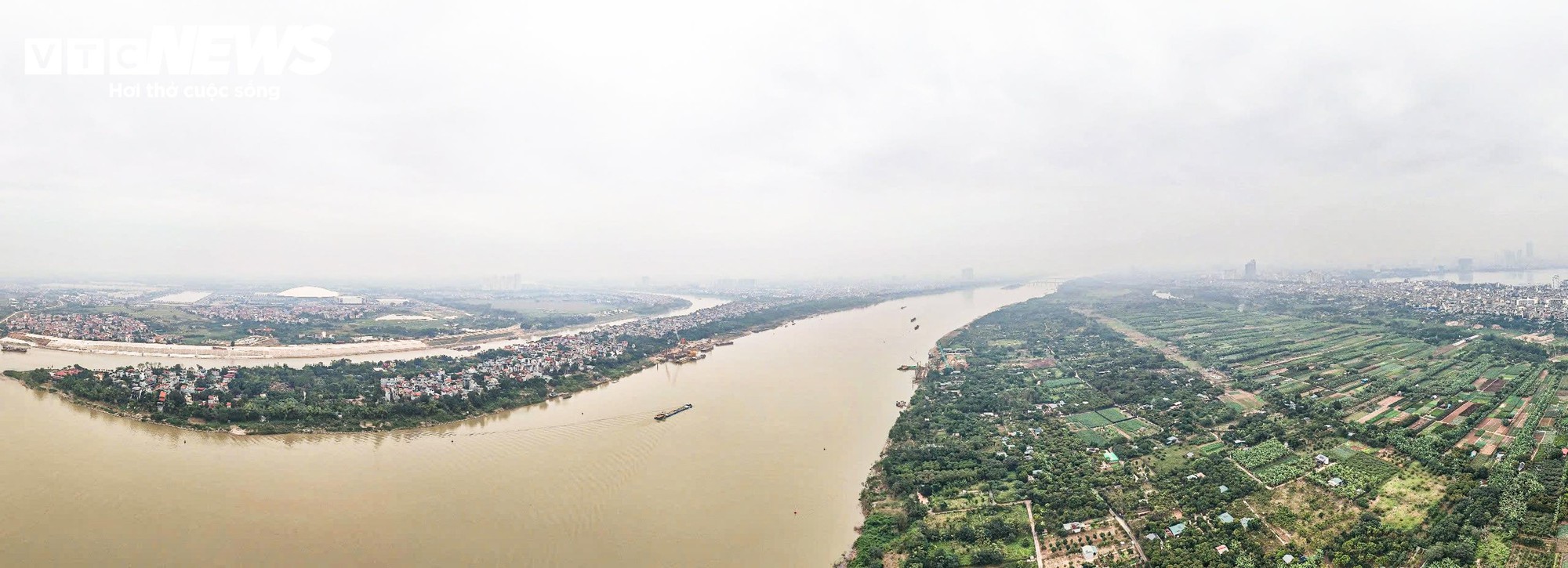 Hiện trạng cầu Tứ Liên vượt sông Hồng sau 7 tháng thi công - Ảnh 1