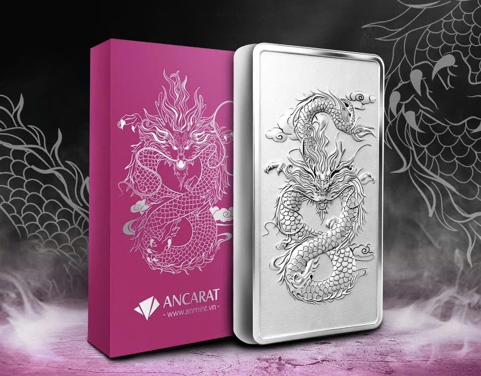 Giá bạc tăng mạnh, người dân Hà Nội xếp hàng mua - Ảnh 2