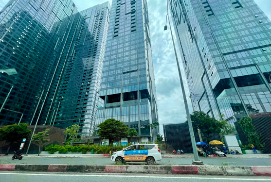 Bất động sản cao cấp chiếm thế áp đảo - Ảnh 1