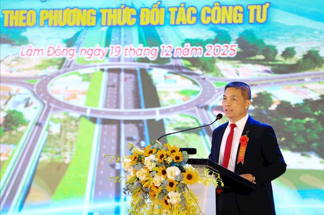 Thủ tướng trao tặng phần thưởng cao quý cho Tập đoàn Sơn Hải và Đèo Cả tại sự kiện trọng đại của đất nước - Ảnh 4