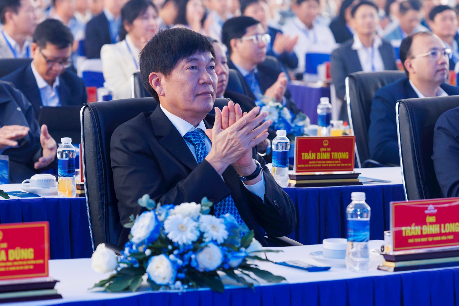 Tỷ phú Trần Đình Long nhấn nút dự án 10.000 tỷ: Sẽ ra lò thép ray "Made in Vietnam" sớm hơn một năm so với kế hoạch - Ảnh 4