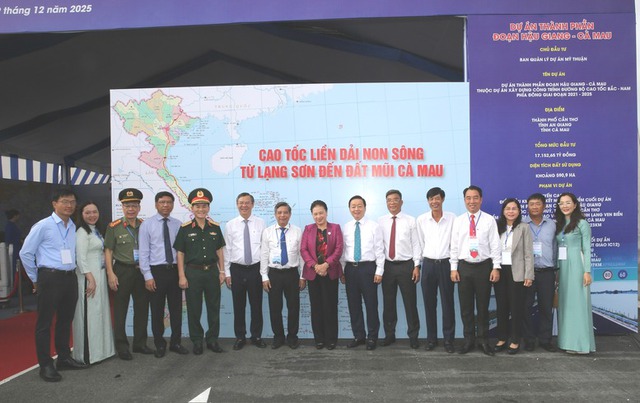 Người dân tỉnh Cần Thơ, An Giang, Cà Mau đón tin vui: Tuyến cao tốc hơn 27.000 tỷ đồng, dài 110km chính thức khánh thành, thông xe - Ảnh 1