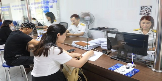 Áp dụng ngưỡng doanh thu 500 triệu đồng miễn thuế thì 90% số hộ kinh doanh không phải nộp thuế - Ảnh 1