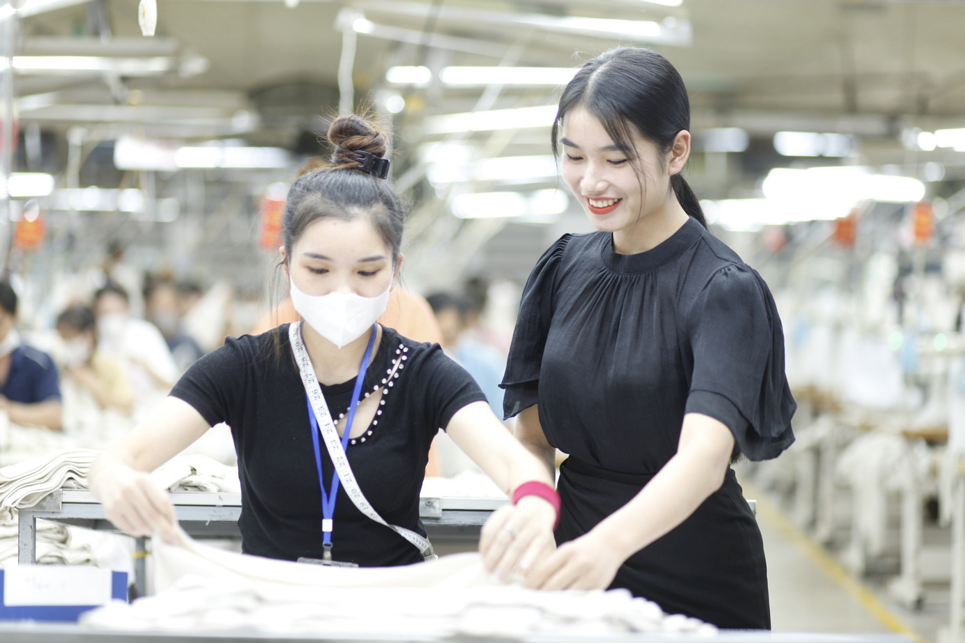 Bắc Ninh: Lương cao nhất gần nửa tỷ đồng/tháng, thưởng Tết 400 triệu/người - Ảnh 1