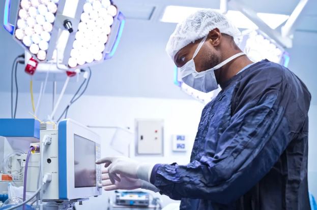 Làn sóng "siêu cúm" chưa từng có đang càn quét 1 quốc gia châu Âu - Ảnh 1