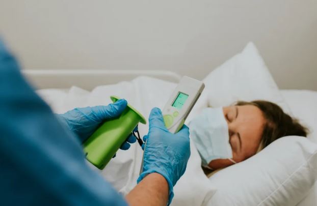 Làn sóng "siêu cúm" chưa từng có đang càn quét 1 quốc gia châu Âu - Ảnh 2