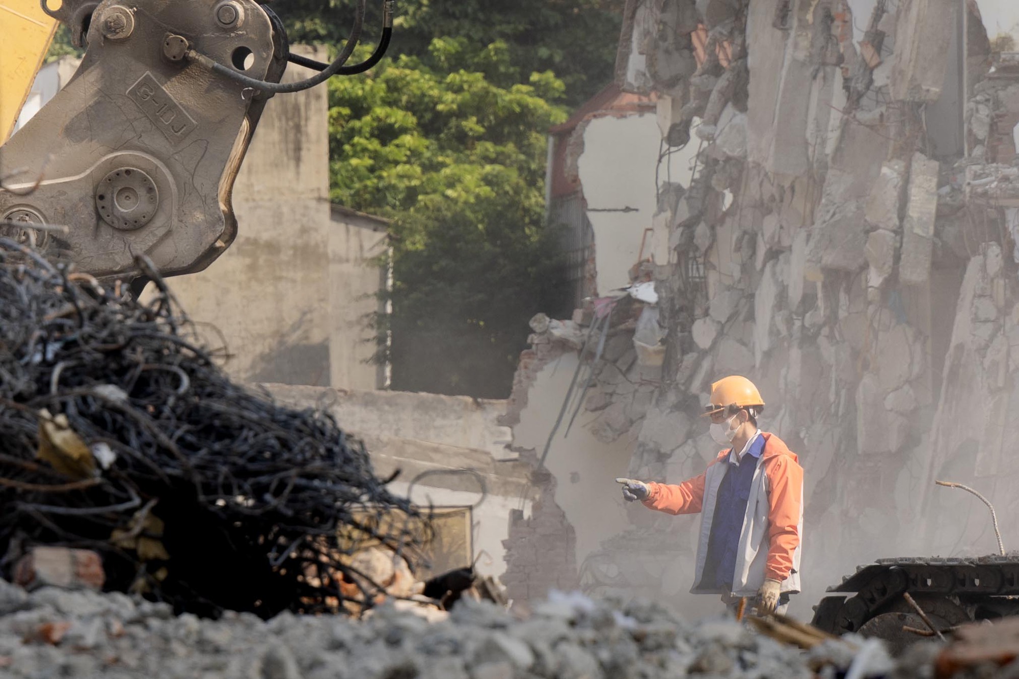 Toàn cảnh hiện trạng đường Đê La Thành sau khi được giải toả để xây đường vành đai 1 - Ảnh 5