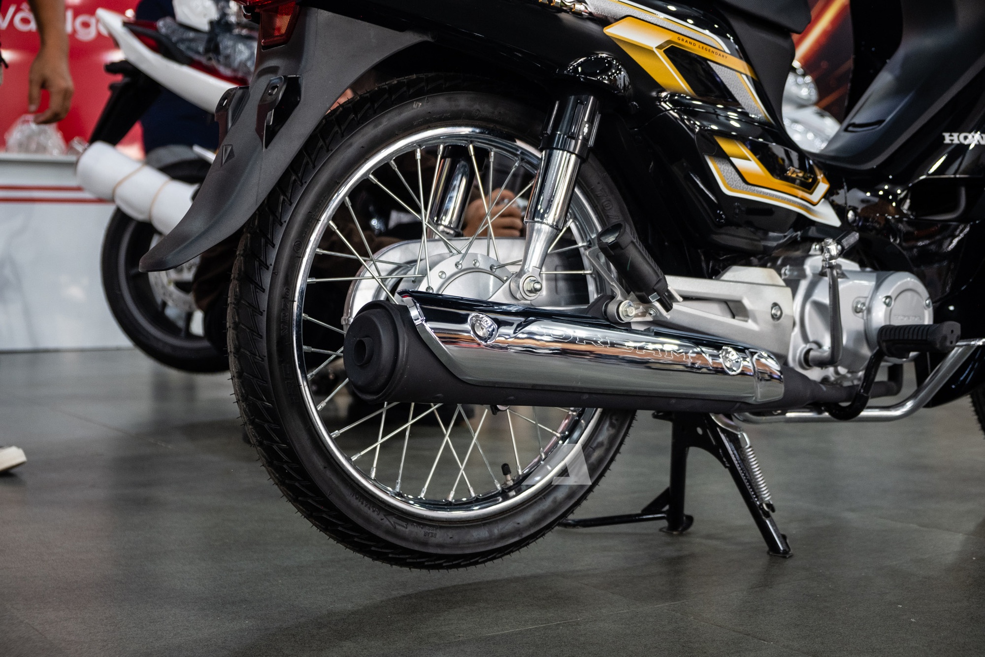 Honda Dream NCX 2026 đầu tiên về Việt Nam: Giá hơn 100 triệu đồng, ngang 2 chiếc SH - Ảnh 17