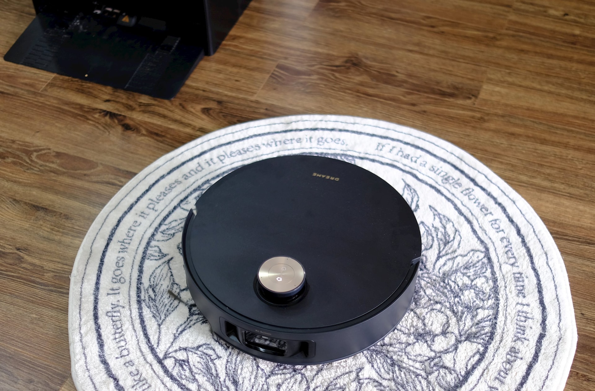 Trải nghiệm Dreame Aqua10 Roller: Mẫu robot hút bụi lau nhà 'toàn năng' - Ảnh 4