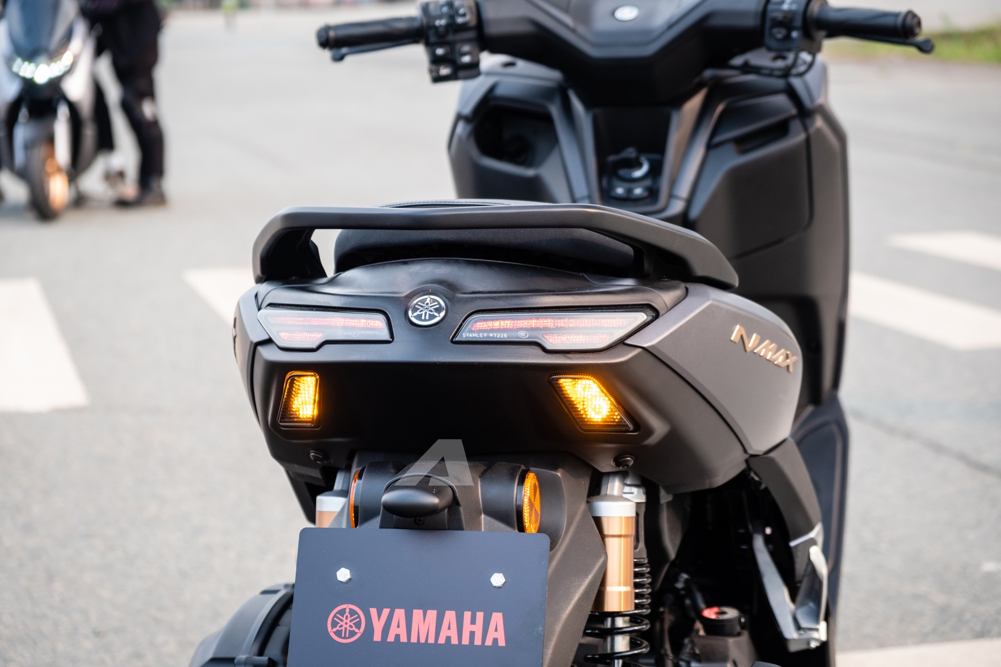 Yamaha NMAX 2025 ra mắt Việt Nam: Giá từ 69 triệu đồng, hộp số điện tử 2 chế độ, có thể thế chỗ PCX - Ảnh 12