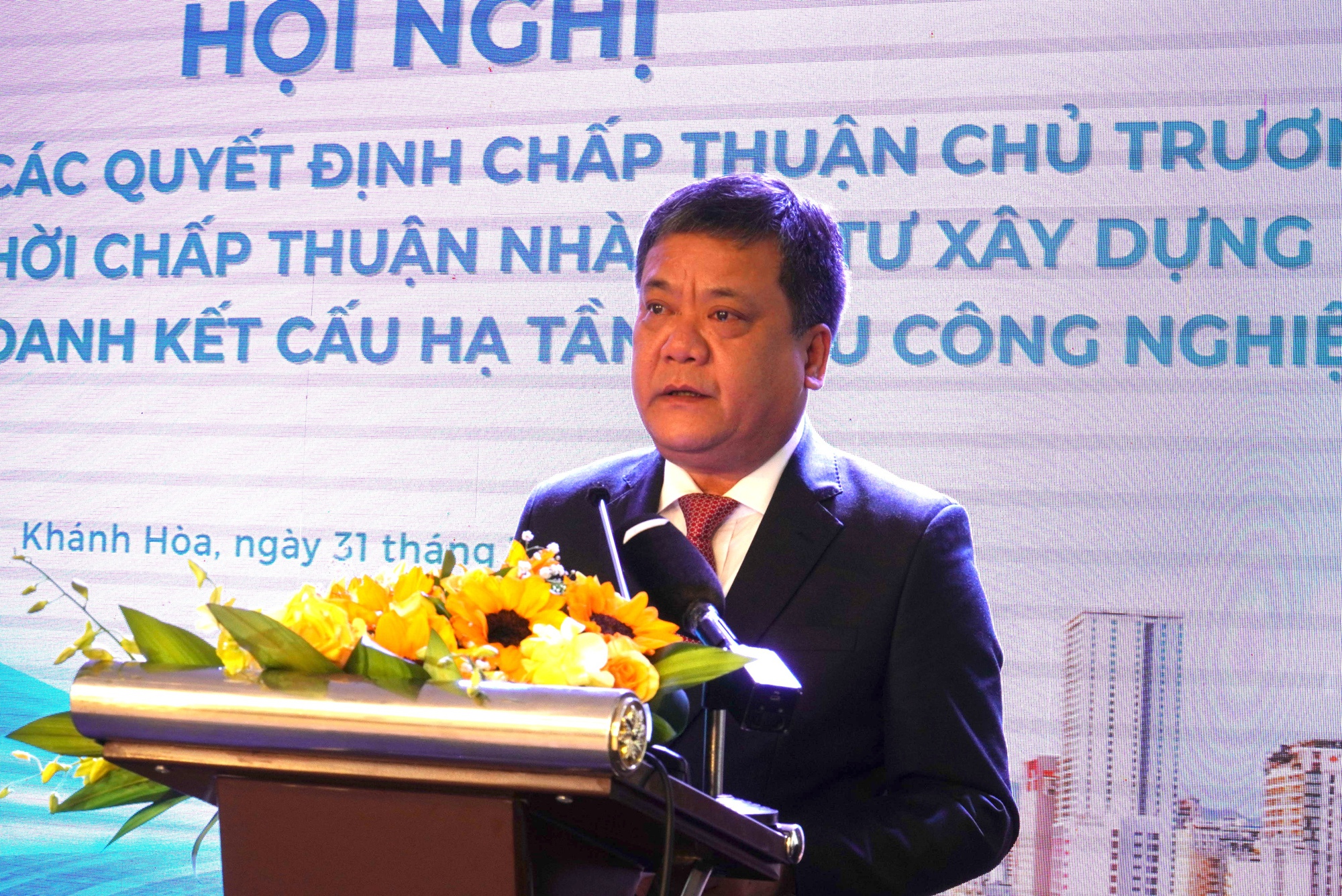 Khánh Hòa: Đầu tư 11.400 tỉ đồng xây 3 khu công nghiệp trọng điểm - Ảnh 3