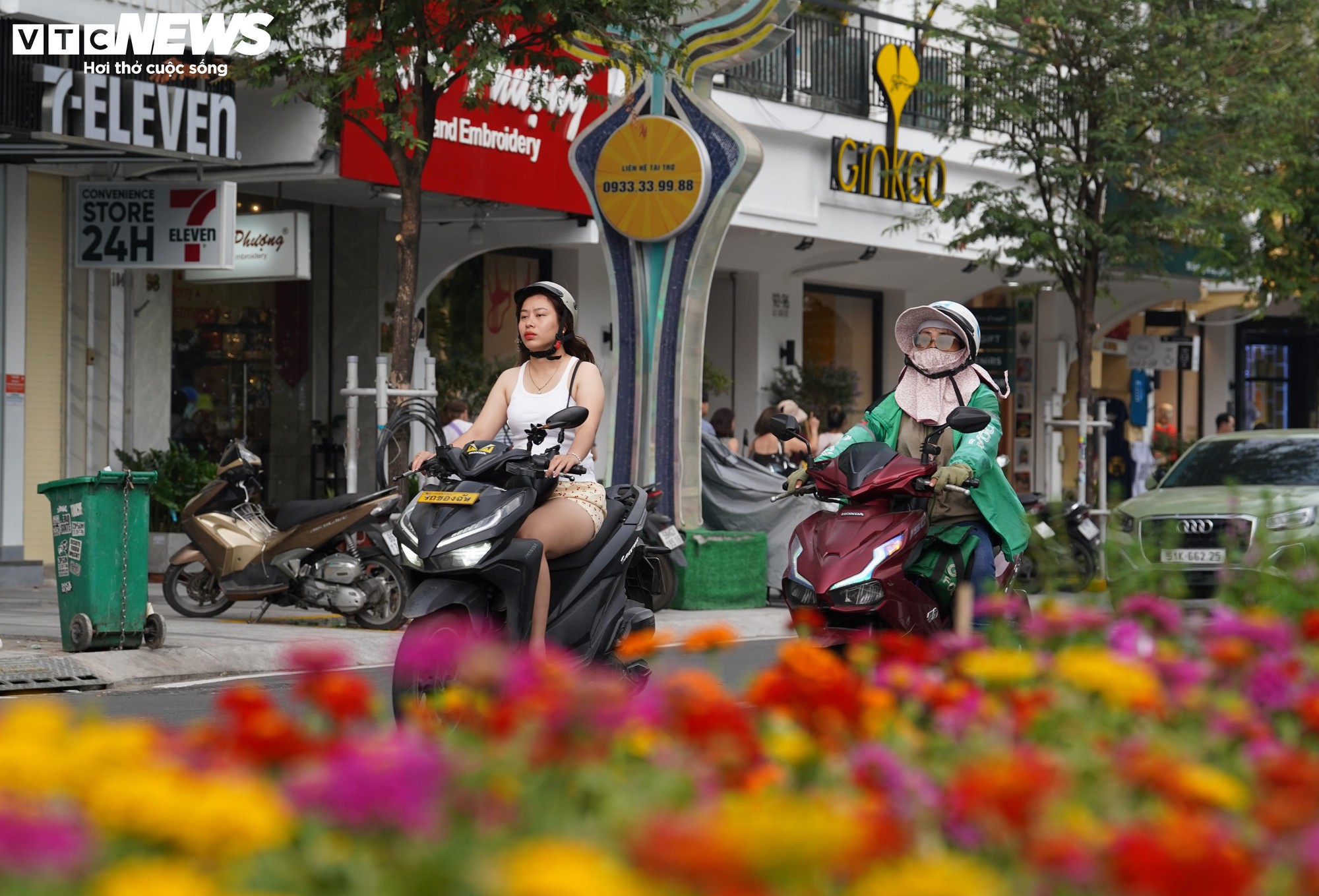 Ngắm loạt nhà cổ trung tâm TP.HCM 'khoác áo mới' - Ảnh 13