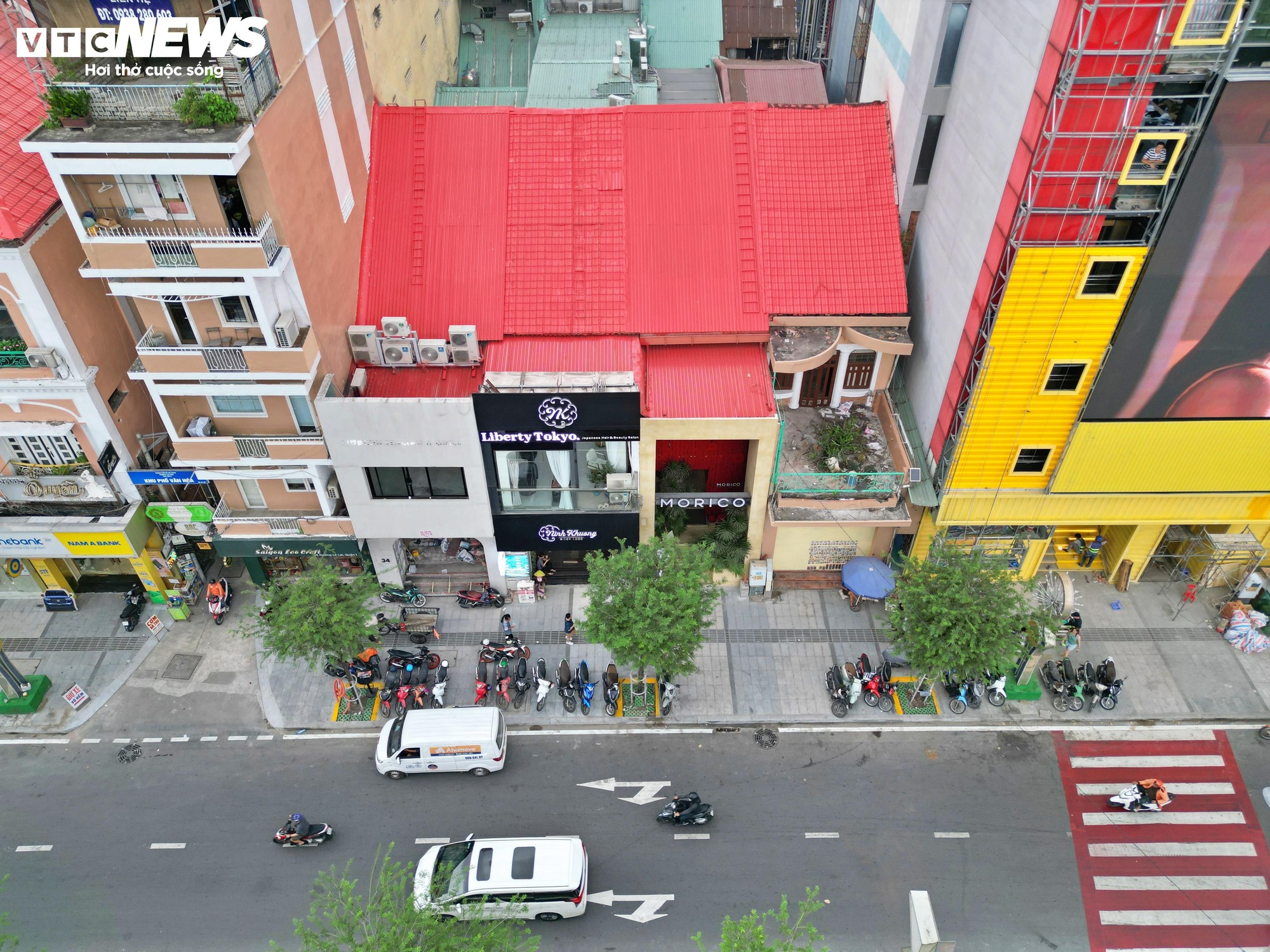 Ngắm loạt nhà cổ trung tâm TP.HCM 'khoác áo mới' - Ảnh 11