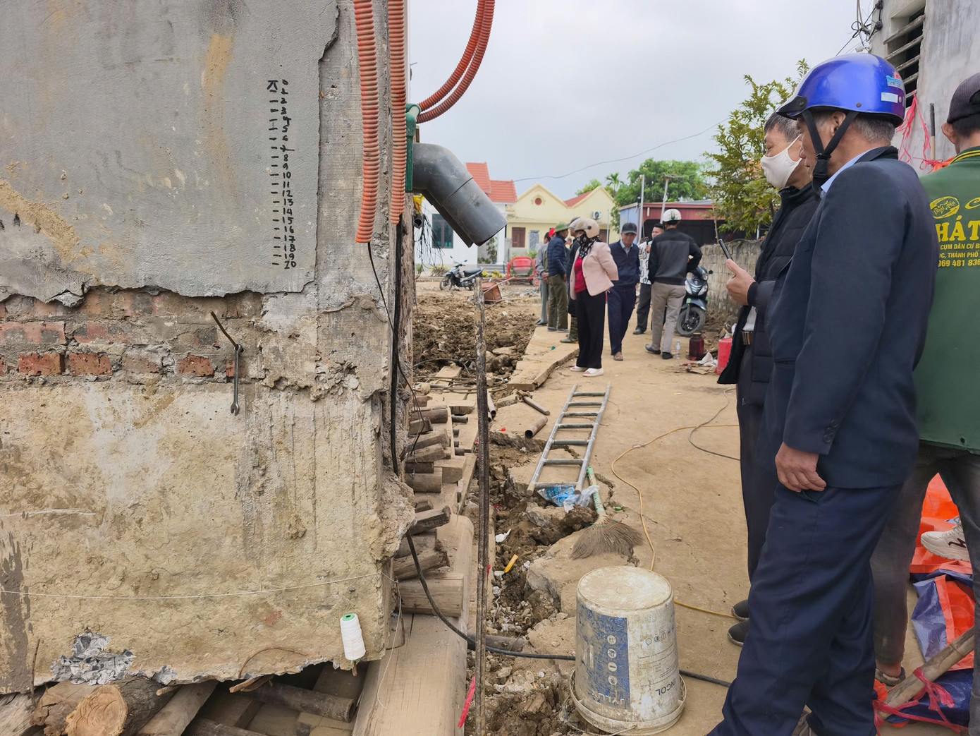 Ngôi nhà xây nhầm ở Hải Phòng được di dời về đúng vị trí - Ảnh 8