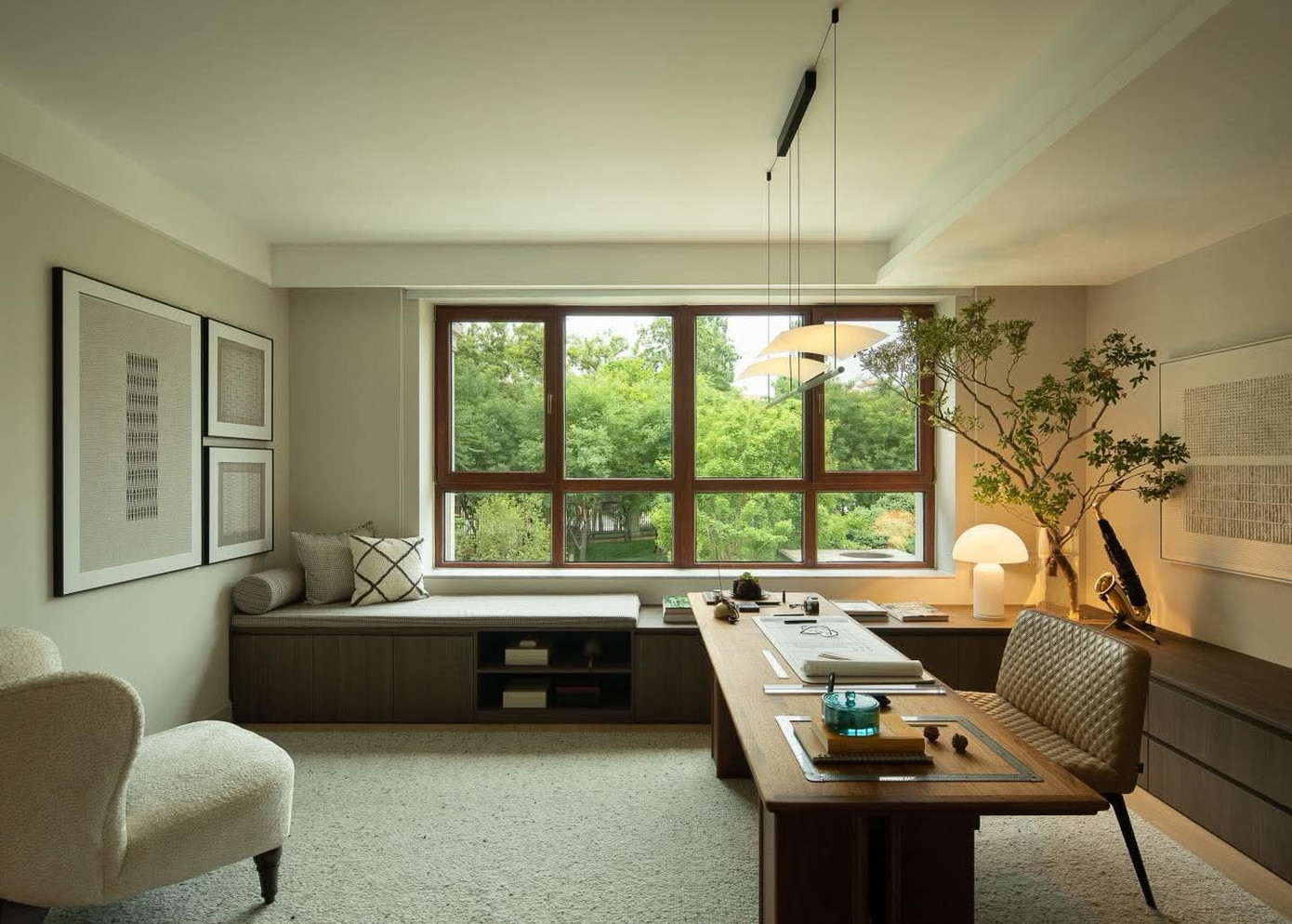 Ngôi nhà rộng 400m2 với tông ngọc trai và vani - Ảnh 12