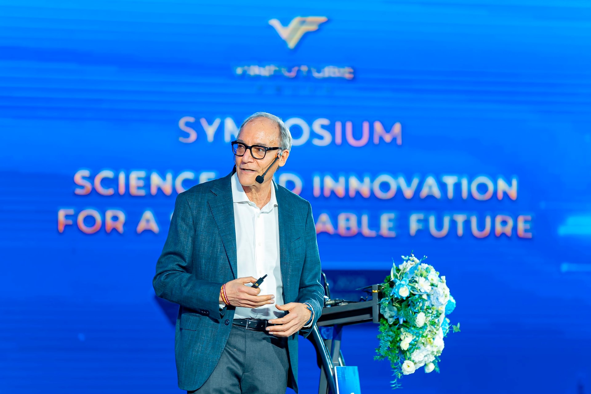 Chuyên gia hàng đầu thế giới hiến kế giúp giải quyết "thảm họa" khiến Việt Nam thiệt hại 13 tỷ USD/năm - Ảnh 2