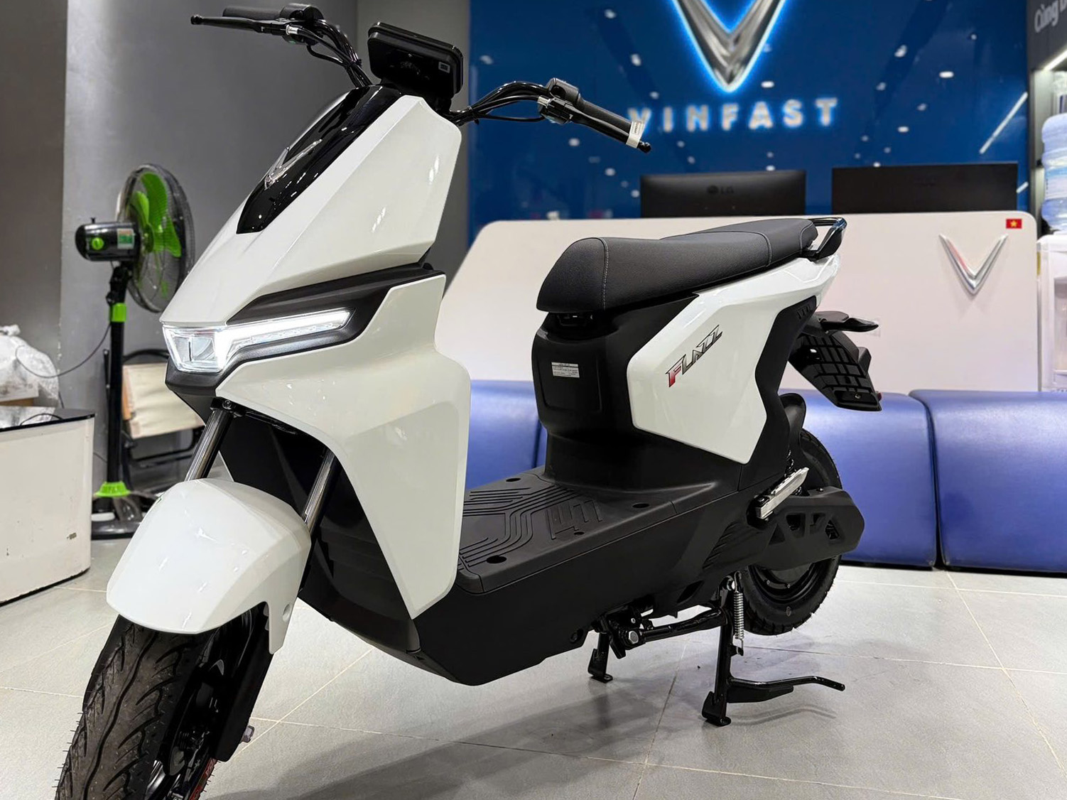 Rộn ràng thị trường xe máy phổ thông Việt Nam 2025: Tay ga chiếm sóng, có ‘ông lớn’ tung cả combo xăng - điện ở nhiều phân khúc - Ảnh 14