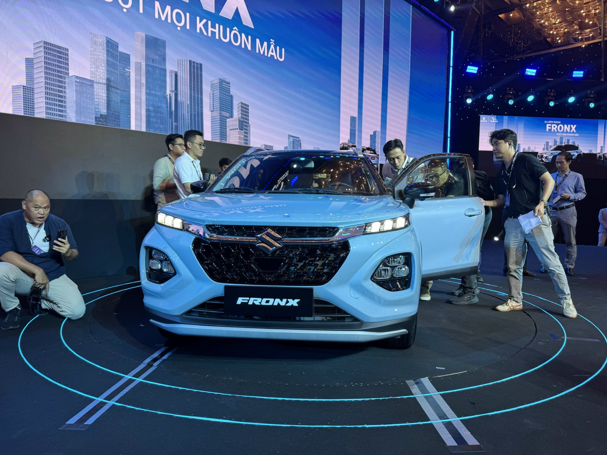 Doanh số ô tô tháng 11: Những mẫu xe ế nhất thị trường - Ảnh 3