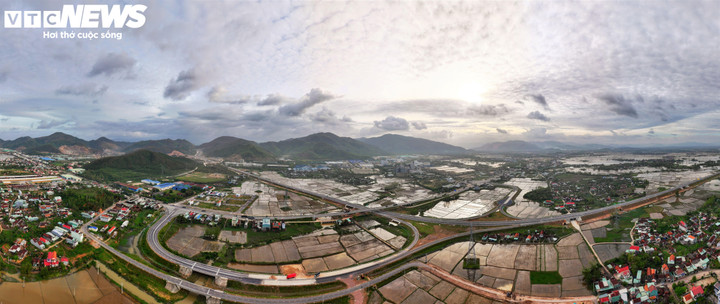 Diện mạo cao tốc Hoài Nhơn - Quy Nhơn hơn 12.400 tỷ đồng trước ngày về đích - Ảnh 9