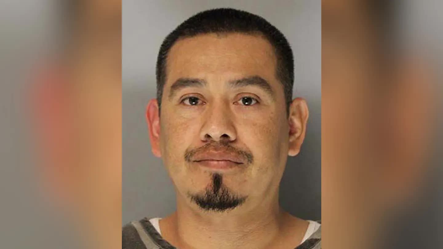 Phát hiện 719kg ma túy đá ngụy trang trong mâm xôi đen, FBI họp báo khẩn - Ảnh 4