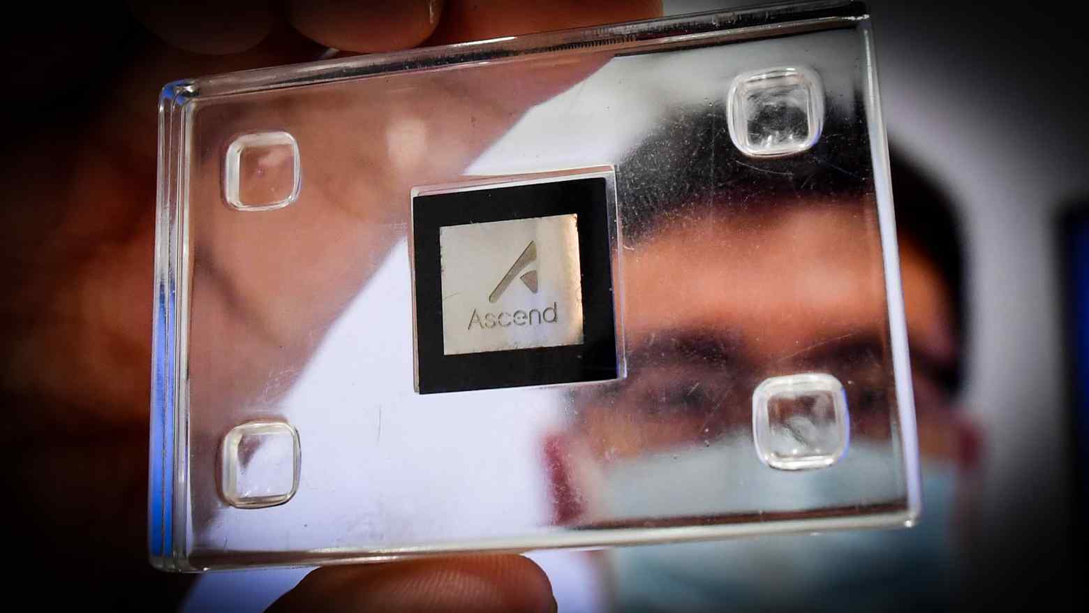 Thách thức NVIDIA, Huawei tuyên bố sẽ bán chip AI ở Hàn Quốc vào năm sau - Ảnh 2