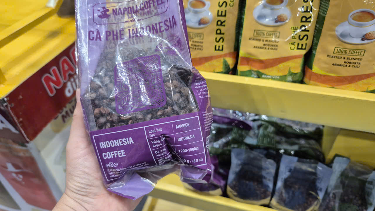 Giá cà phê hôm nay 29-12: Vì sao Việt Nam chi hơn nửa tỉ USD nhập cà phê? - Ảnh 1