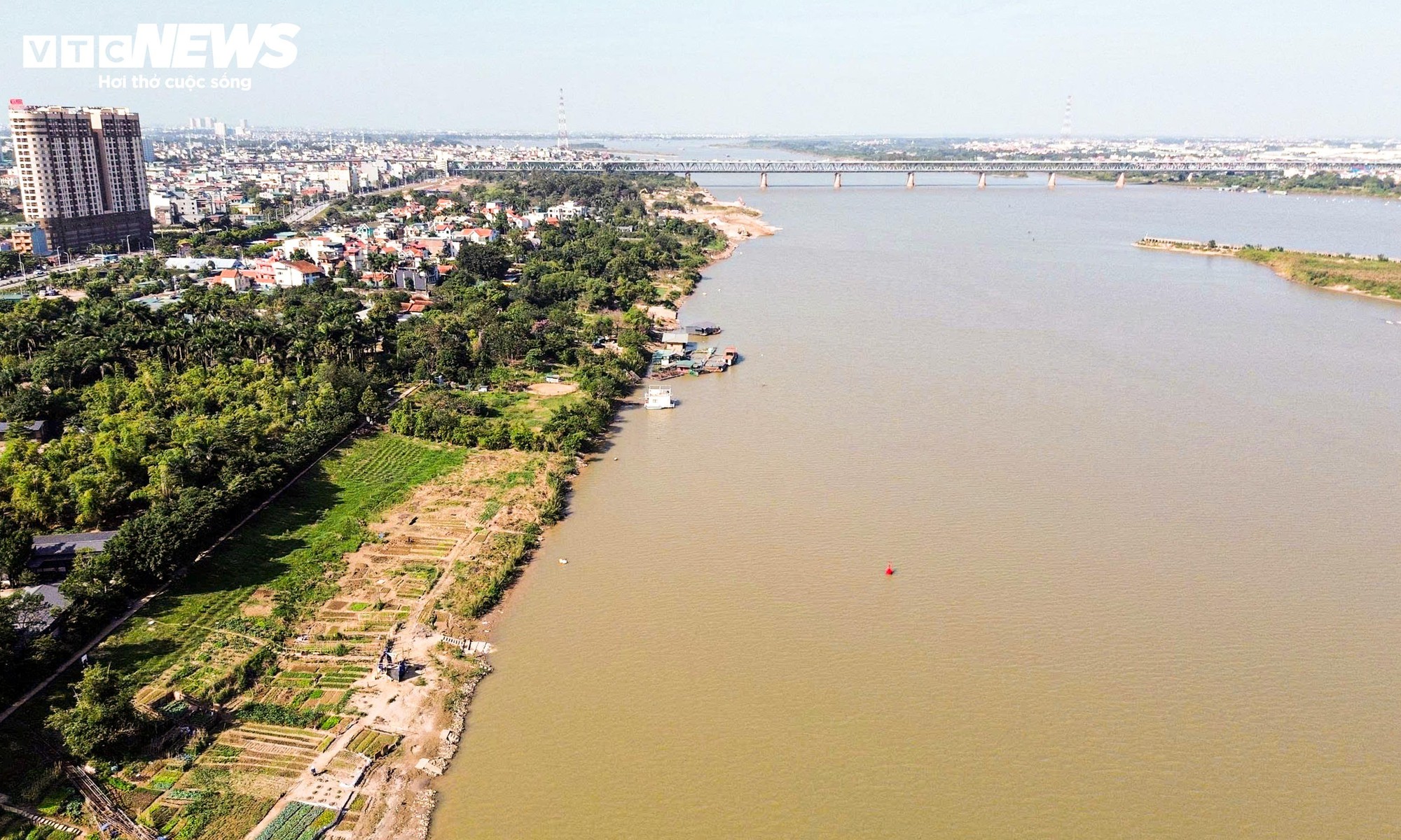 Toàn cảnh khu vực sắp xây hầm đường bộ 2 tầng qua sông Hồng gần 22.000 tỷ đồng - Ảnh 3