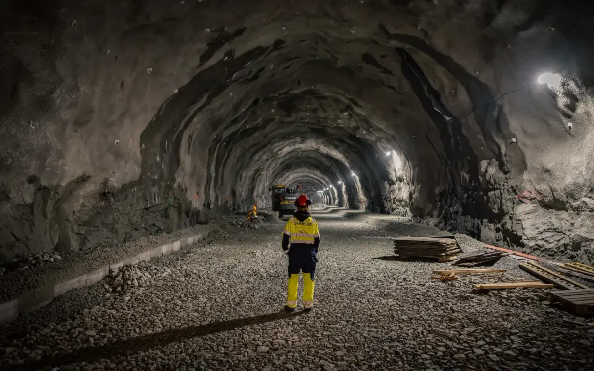 Đẩy nhanh xây dựng đường hầm giao thông dưới biển dài và sâu nhất thế giới - Ảnh 1