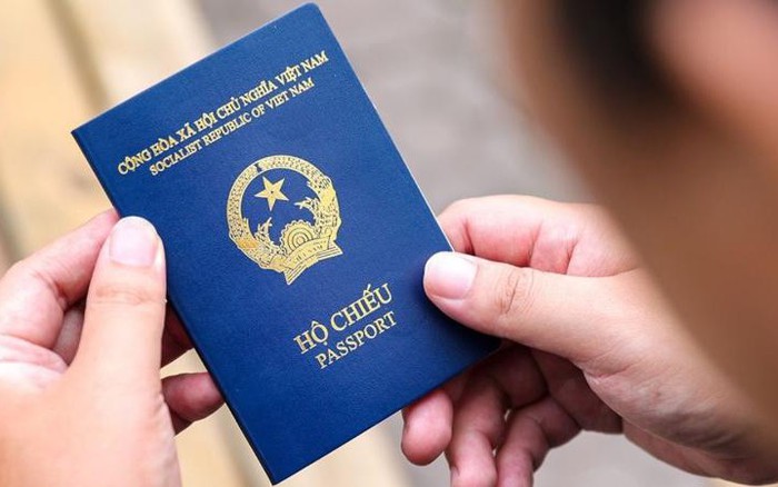 Từ ngày mai, Vietcombank, VietinBank, Agribank… sẽ tạm ngừng toàn bộ giao dịch rút/chuyển tiền đối với trường hợp sau - Ảnh 2