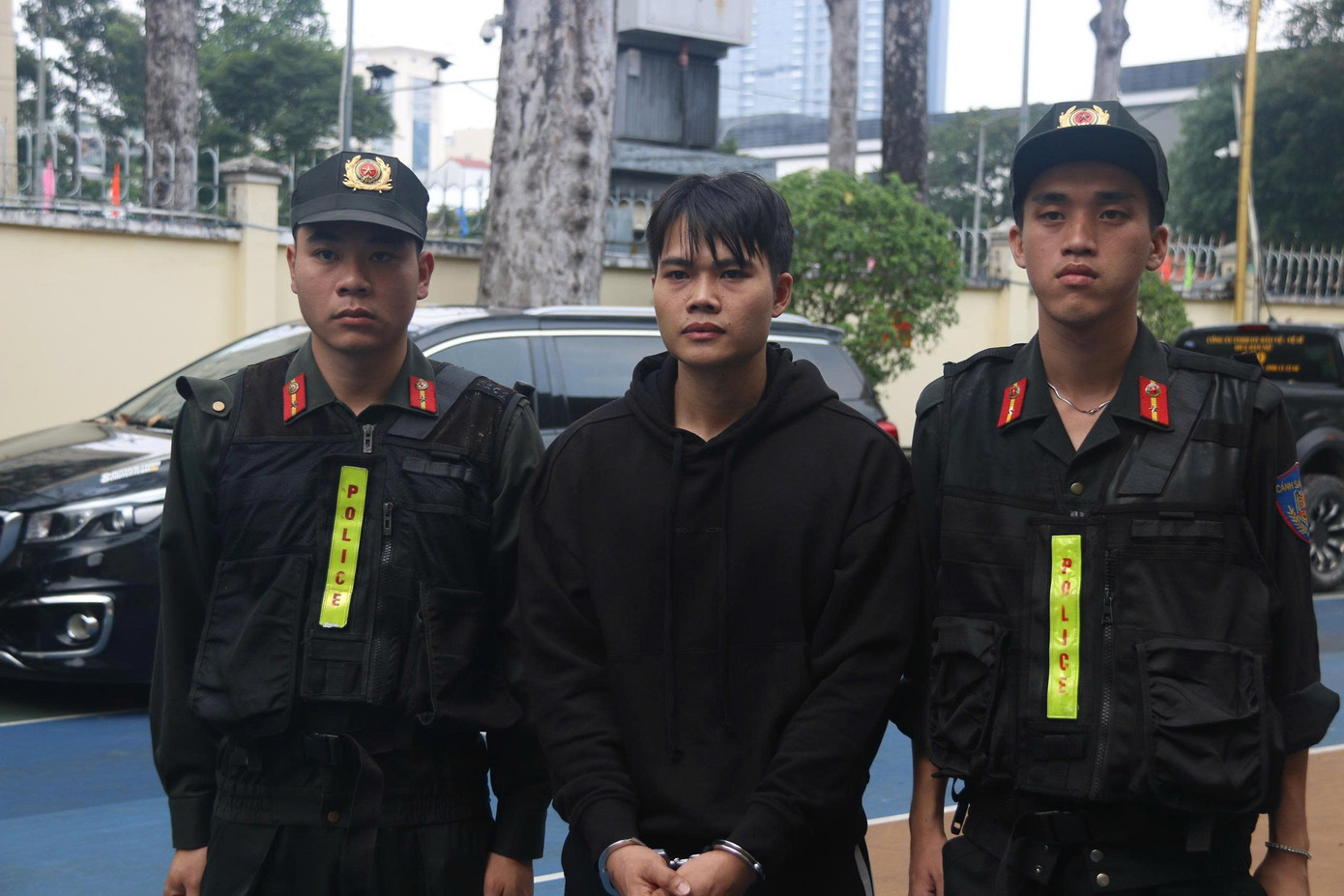 Lật mặt băng nhóm cưỡng đoạt tài sản núp bóng doanh nghiệp mua bán nợ - Ảnh 1