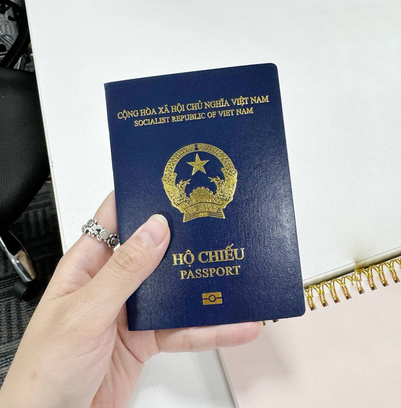 Từ 2026, thêm 3 trường hợp bị thu hồi, huỷ hộ chiếu - Ảnh 1