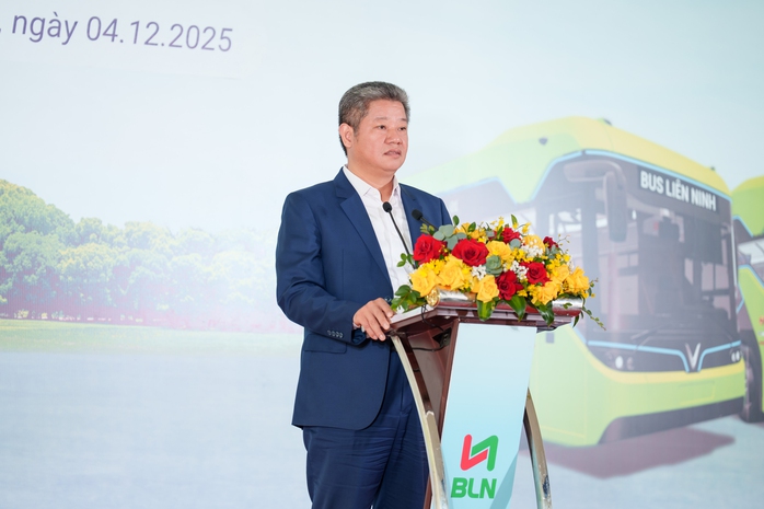Doanh nghiệp ở Hà Nội đầu tư hơn 400 tỉ đồng chuyển 100% sang xe buýt điện - Ảnh 1