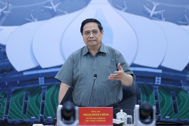 Trước ngày trọng đại, Thủ tướng thị sát và chỉ đạo "nóng" tại siêu dự án 16 tỷ USD của Việt Nam - Ảnh 3