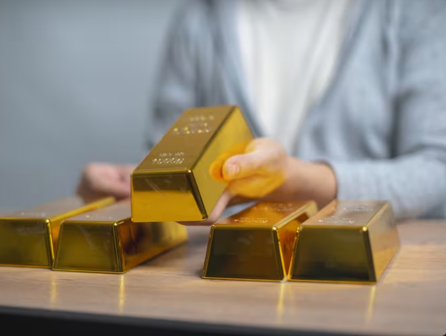 Giá vàng có thể lập siêu kỷ lục trong 2026: Goldman Sachs dự báo gần 5.000 USD/ounce - Ảnh 1