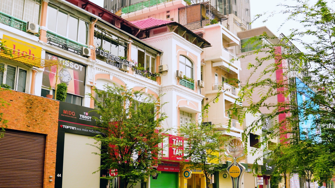 Khang Điền hoàn tất chỉnh trang đường Lê Lợi, diện mạo mới cho trục trung tâm TP.HCM - Ảnh 3