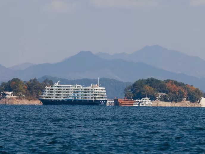 Ngỡ của Nga nhưng lại ‘Made in China’: Trung Quốc âm thầm thống trị mặt hàng giá trên trời 250 triệu đồng/kg, 1 công ty đủ cung 1/3 nhu cầu thế giới - Ảnh 2