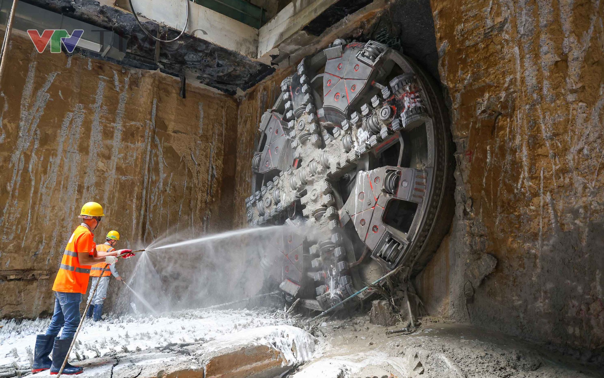 Máy đào hầm "Thần Tốc" về đích, hoàn thành khoan 4 ga ngầm tuyến Metro Nhổn - ga Hà Nội - Ảnh 1