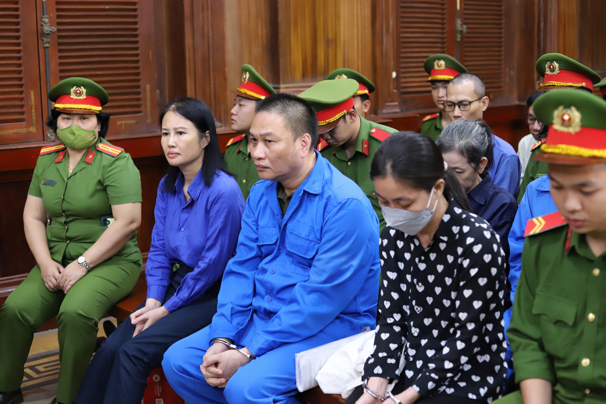 Vì sao họ rơi vào "bẫy" AIC? - Ảnh 1