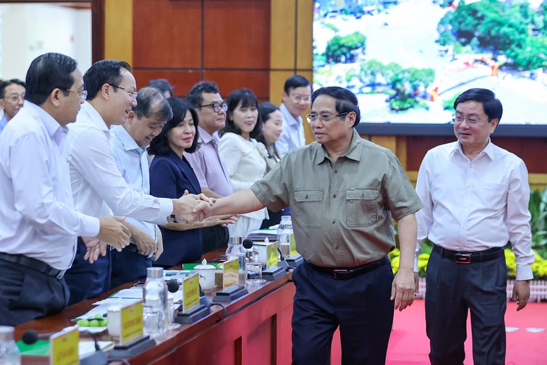 Thủ tướng: Phát huy lợi thế hiếm có, đưa Tây Ninh phát triển tăng tốc, bứt phá, bền vững - Ảnh 1