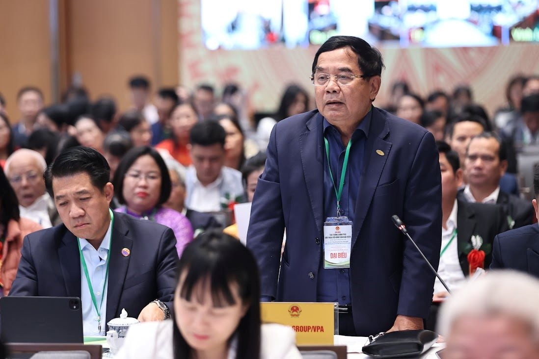 Gặp Thủ tướng, Chủ tịch Tập đoàn Intimex lo lắng: Vụ Đông Xuân sắp tới, Việt Nam có thể dư thừa khoảng 4 triệu tấn lúa gạo, giá đi xuống - Ảnh 1