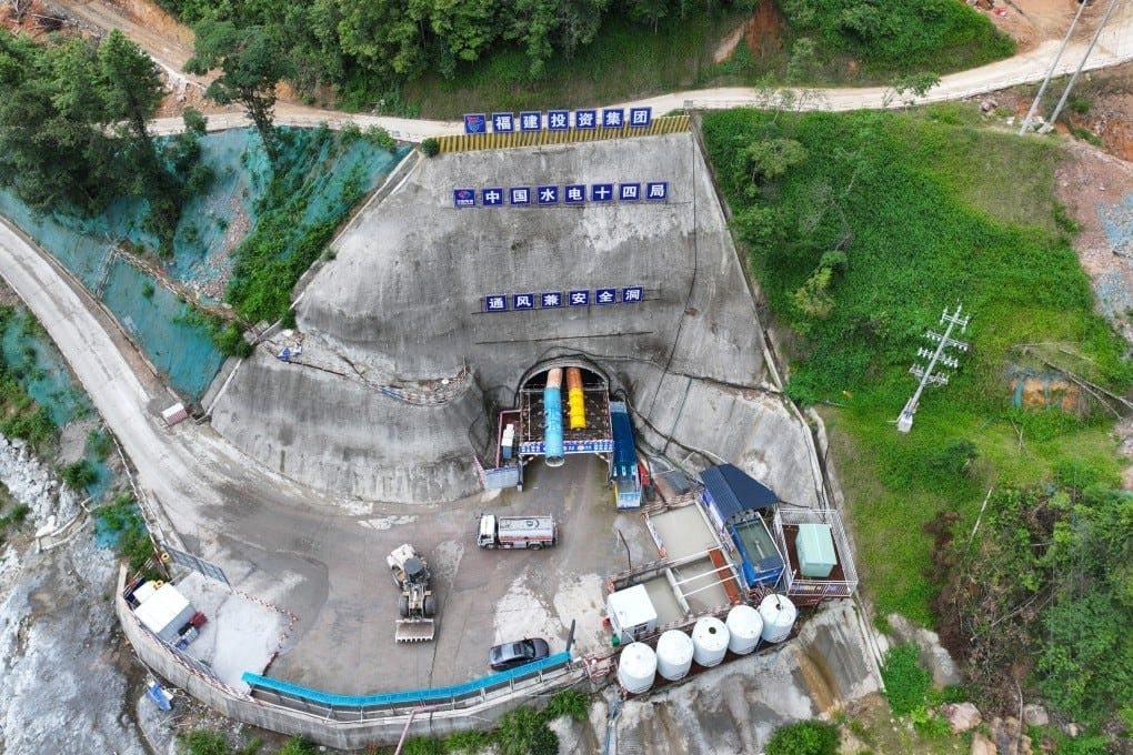 Nhà thầu Trung Quốc bị tố rút ruột công trình thuỷ điện hơn 1 tỷ USD, chính quyền lập tức vào cuộc - Ảnh 1