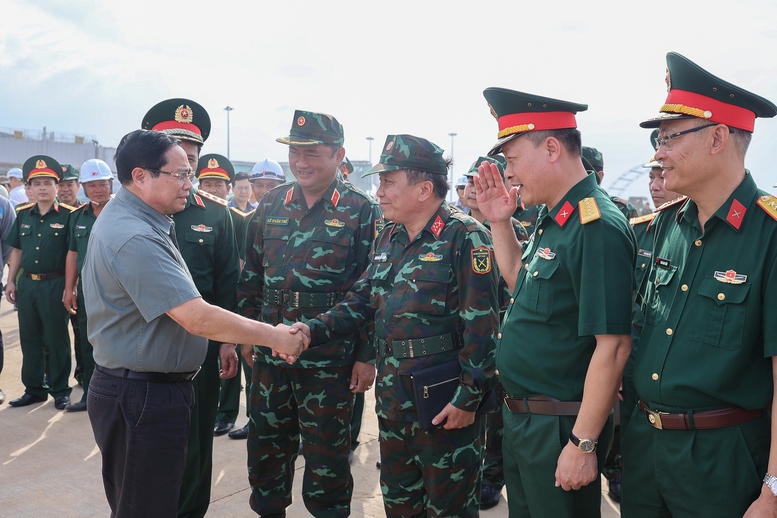 Thủ tướng: Sân bay Long Thành sẽ đón chuyến bay chính thức đầu tiên vào 19/12 - Ảnh 1