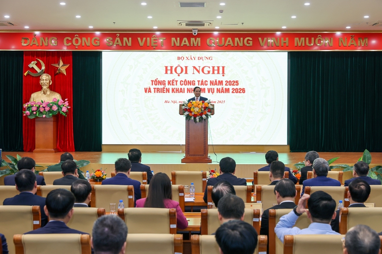 Thủ tướng: Ngành Xây dựng thực hiện "5 đảm bảo, 6 đột phá" để phát triển kết cấu hạ tầng đồng bộ, hiện đại - Ảnh 1