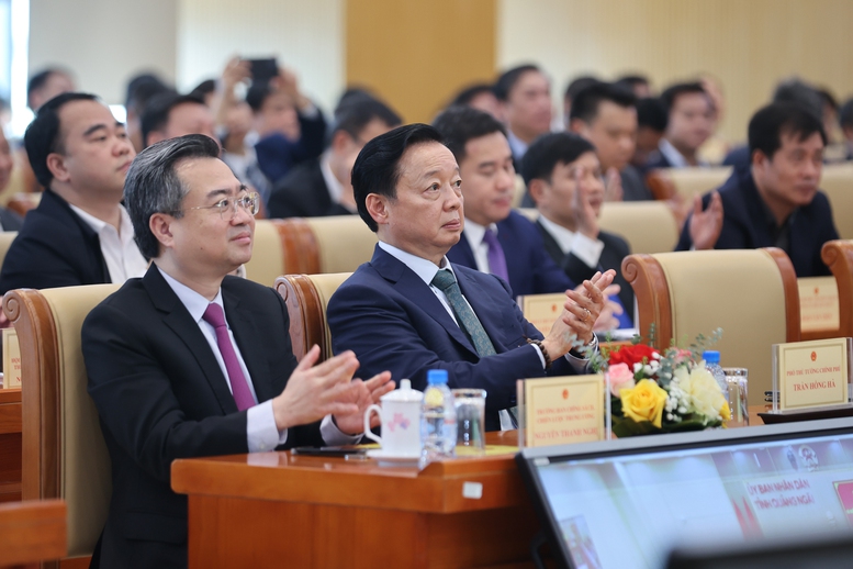 Thủ tướng: Ngành Xây dựng thực hiện "5 đảm bảo, 6 đột phá" để phát triển kết cấu hạ tầng đồng bộ, hiện đại - Ảnh 2