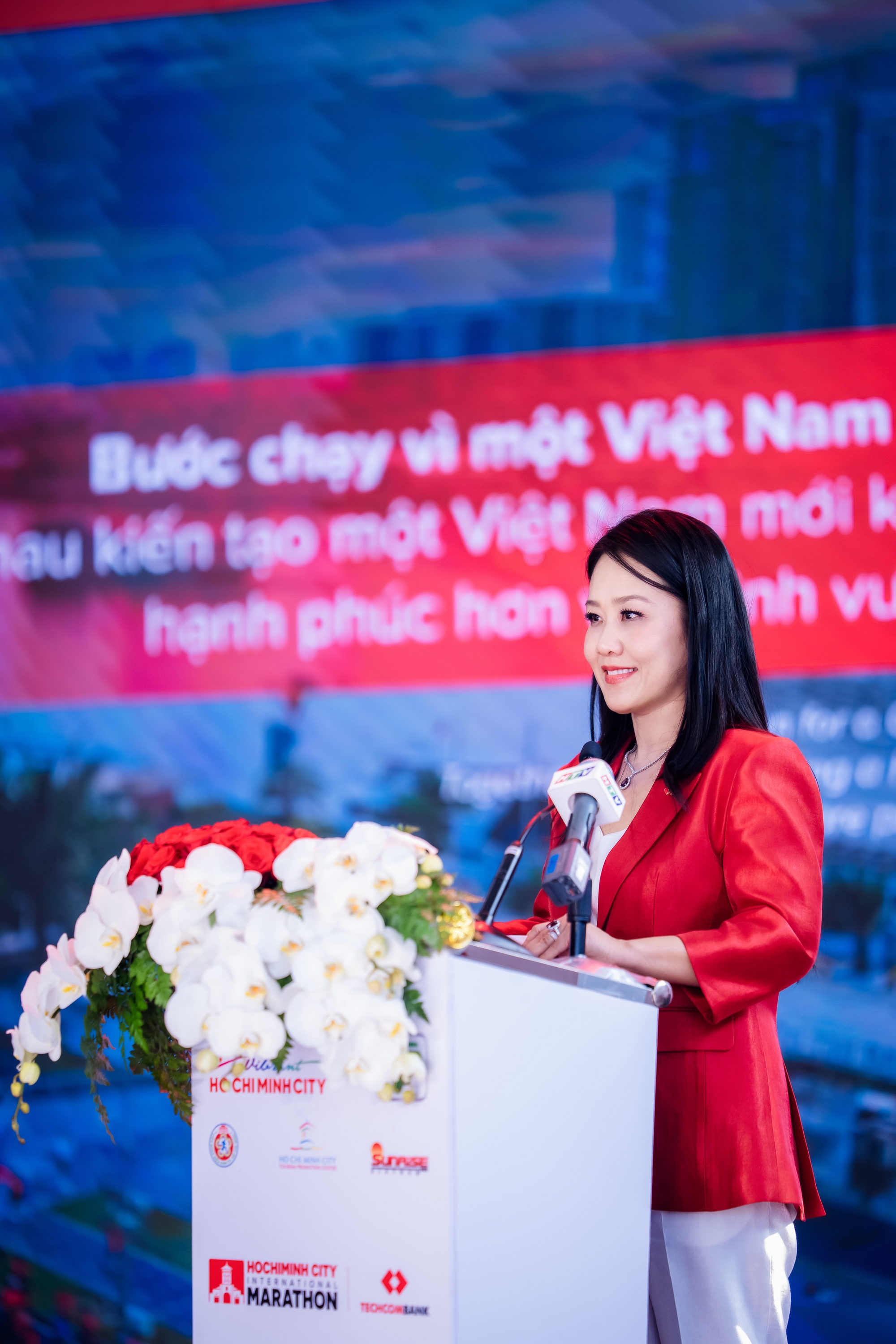 Khai mạc giải Marathon Quốc tế TP.HCM Techcombank mùa thứ 8: Giải chạy biểu trưng của Thành phố tiếp tục lan tỏa tinh thần “Bước chạy vì một Việt Nam vượt trội” - Ảnh 4