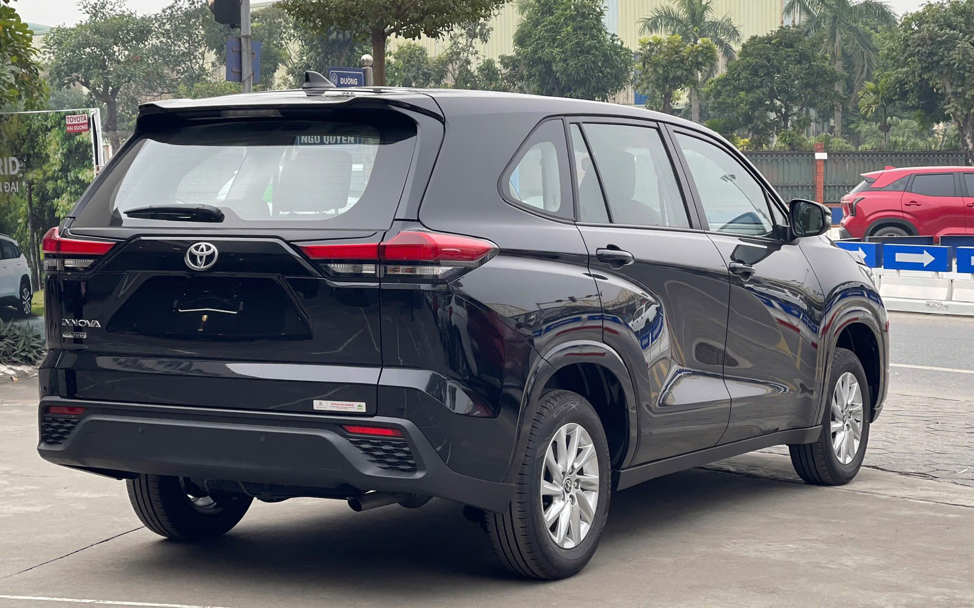 Cắt trang bị để thêm bản ‘giá rẻ’ - Chiến lược ‘câu khách’ mới của nhiều mẫu xe tại Việt Nam năm nay - Ảnh 2