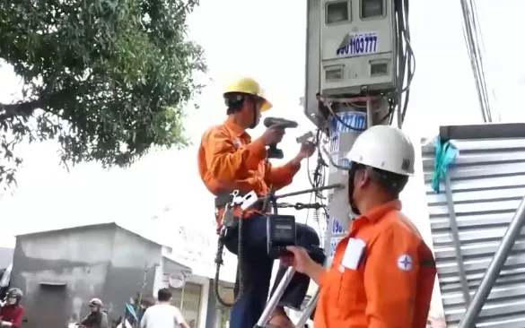 Không để thiếu điện, thiếu hàng hóa trong mọi tình huống - Ảnh 1