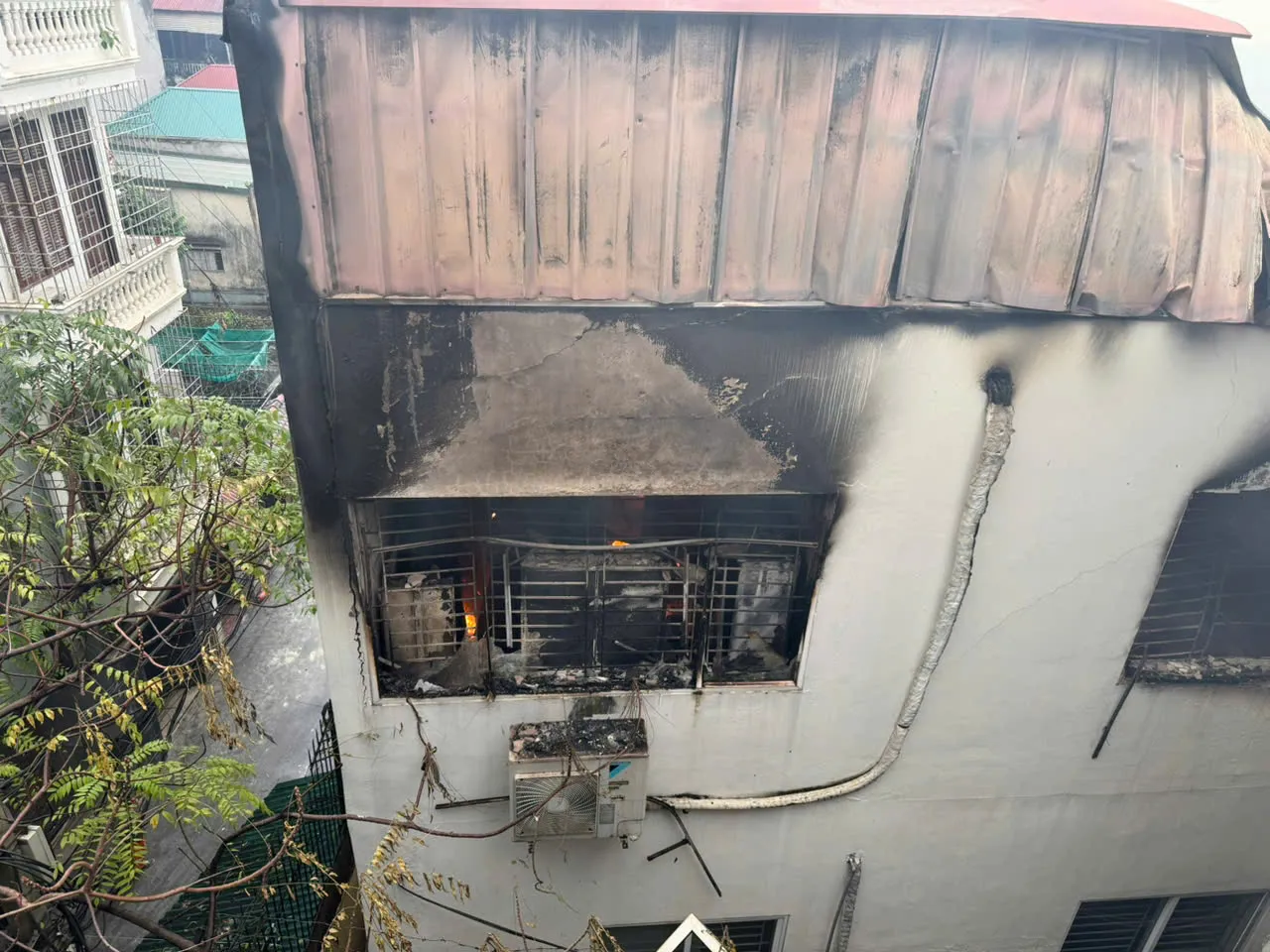 Ảnh, clip hiện trường vụ cháy nhà máy bia Hà Nội Habeco - Ảnh 3